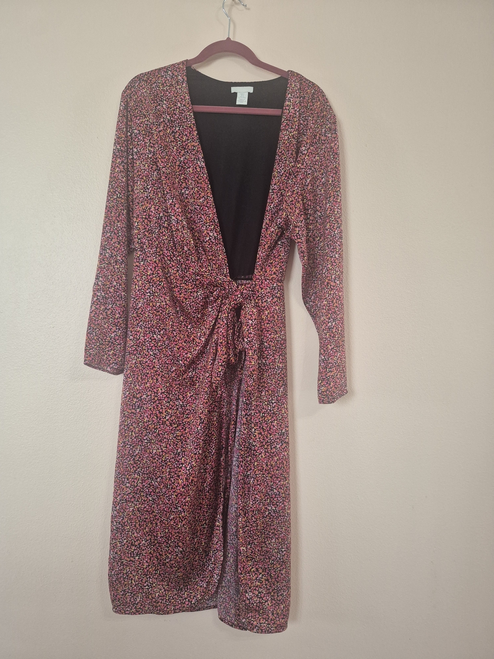 H&M Pink Multi-Color Floral Wrap Robe